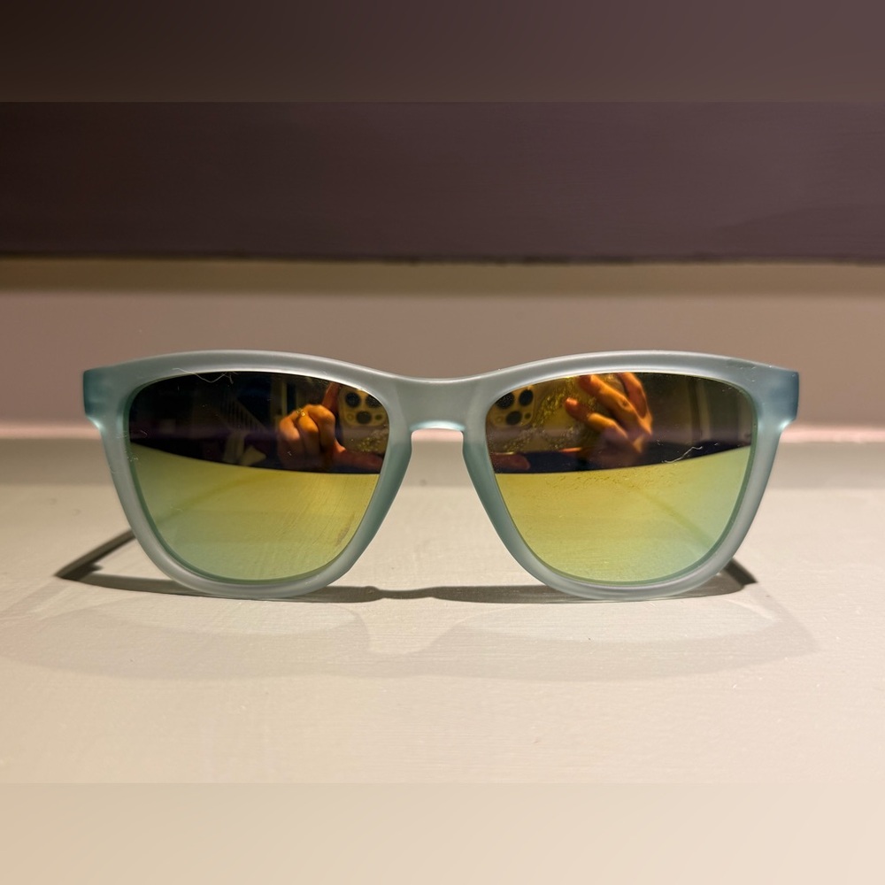 Goodr OG Sunbathing with Wizards sunglasses
